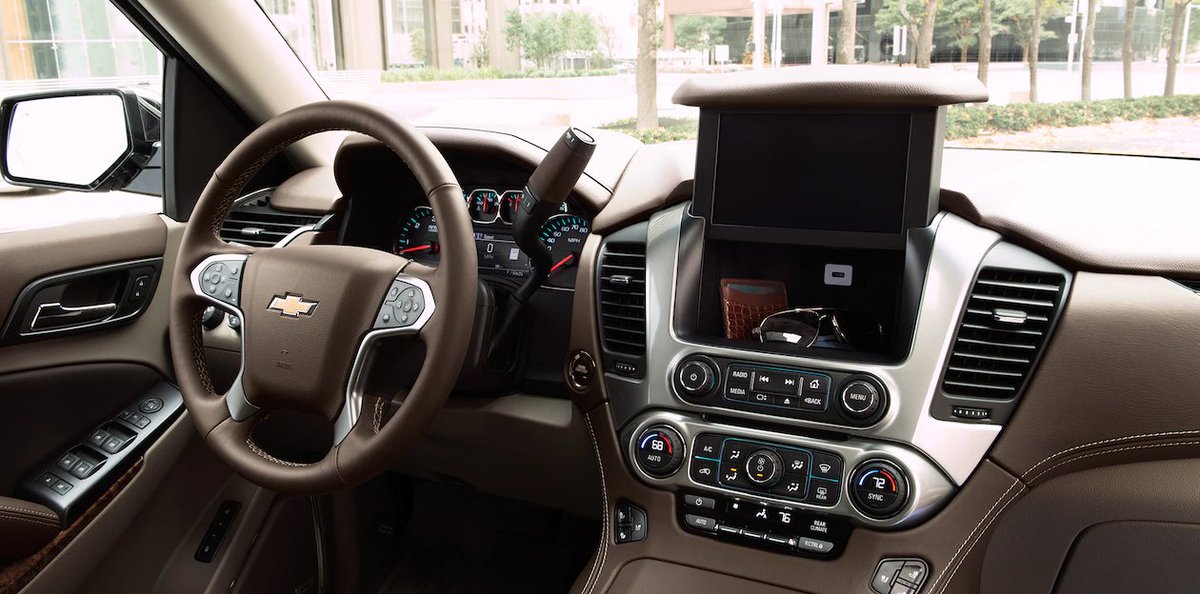 ChevyEnglewood's tweet photo. The Chevrolet Tahoe offers maximum towing capabilities and an abundance of interior entertainment features. What more could you ask for in a vehicle?  https://t.co/KwqwbXaWTa

#ChevroletofEnglewood #Chevrolet #ChevroletTahoe https://t.co/6CZEtY69JB