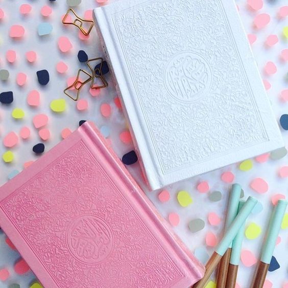HijabiPosts's tweet photo. I can't ask for a more perfect gift.. 😍💕 https://t.co/5ujVBEgphw