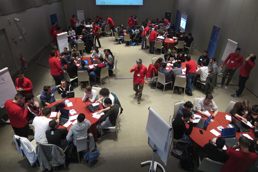 eForHumTraining's tweet photo. 8 febbraio #ciscoacademyday 2019
Arena Challenge
81 ragazzi si sfidano utilizzando diverse tecnologie!
4 tavoli #Network
3 tavoli #Python
2 tavoli #security 
#eforhum @cisco @cisconetworks #cisconetworkingacademy #cisconetworking https://t.co/1DOI0FkEqV