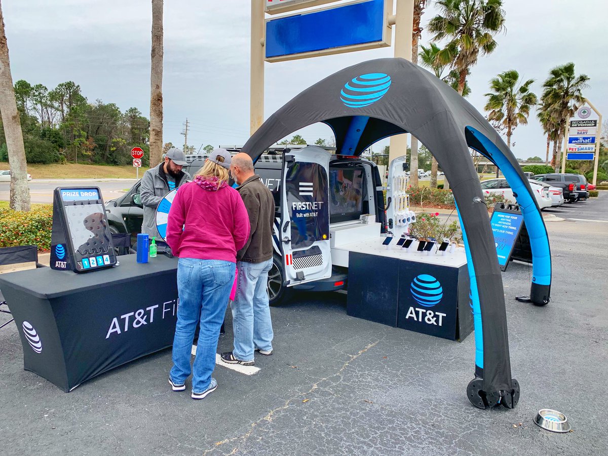 Joshua - J 💵 (@joshinflorida) on Twitter photo Come visit @RngPwr, @hannahh4891 and I with your puppy! 🐶 We are at the “For the love of food trucks and dogs” until 4pm today! #Jaxfoodies #att #OneFLA #MobileMadness #Jacksonville @AmyIvey_OneFLA <a href="/OneFla_Mobile/">Florida Mobile Fighters</a> Come visit @RngPwr, @hannahh4891 and I with your puppy! 🐶 We are at the “For the love of food trucks and dogs” until 4pm today! #Jaxfoodies #att #OneFLA #MobileMadness #Jacksonville @AmyIvey_OneFLA <a href="/OneFla_Mobile/">Florida Mobile Fighters</a>
