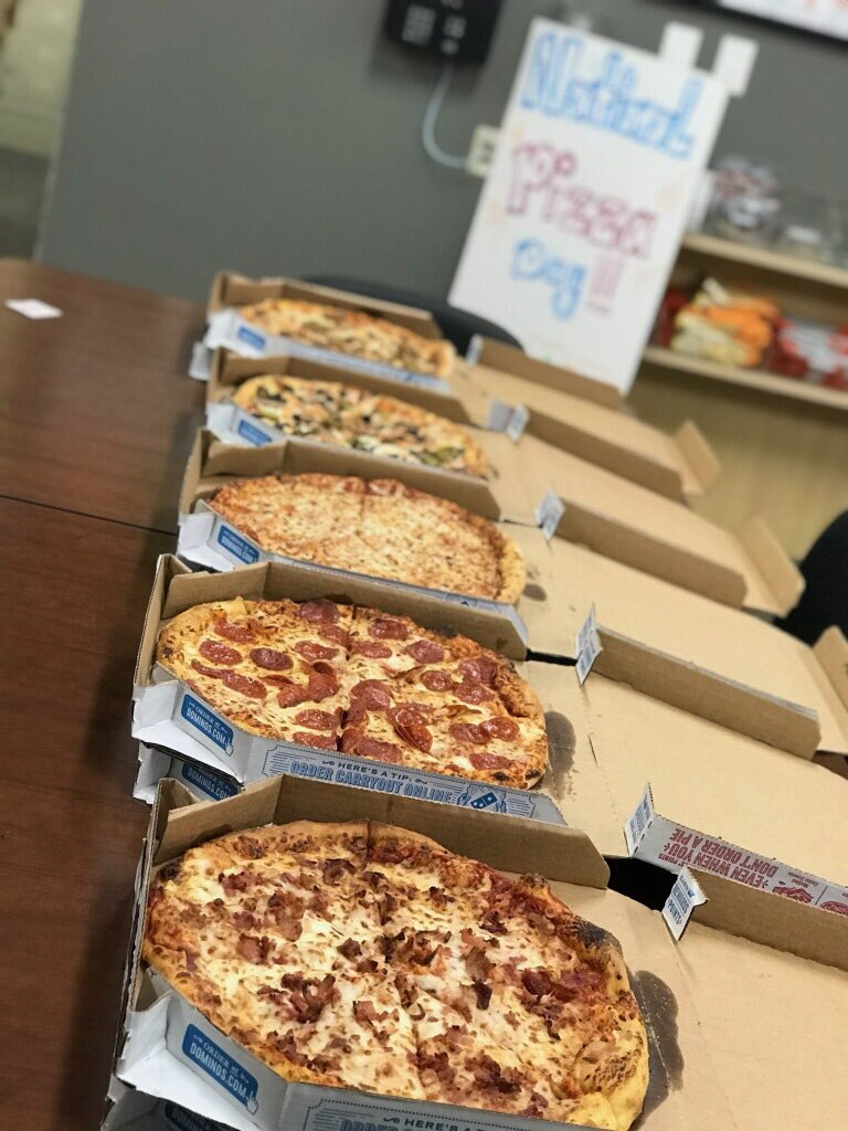 HowardAlurac's tweet photo. National pizza Day at 6681 https://t.co/4hYt4M69dk