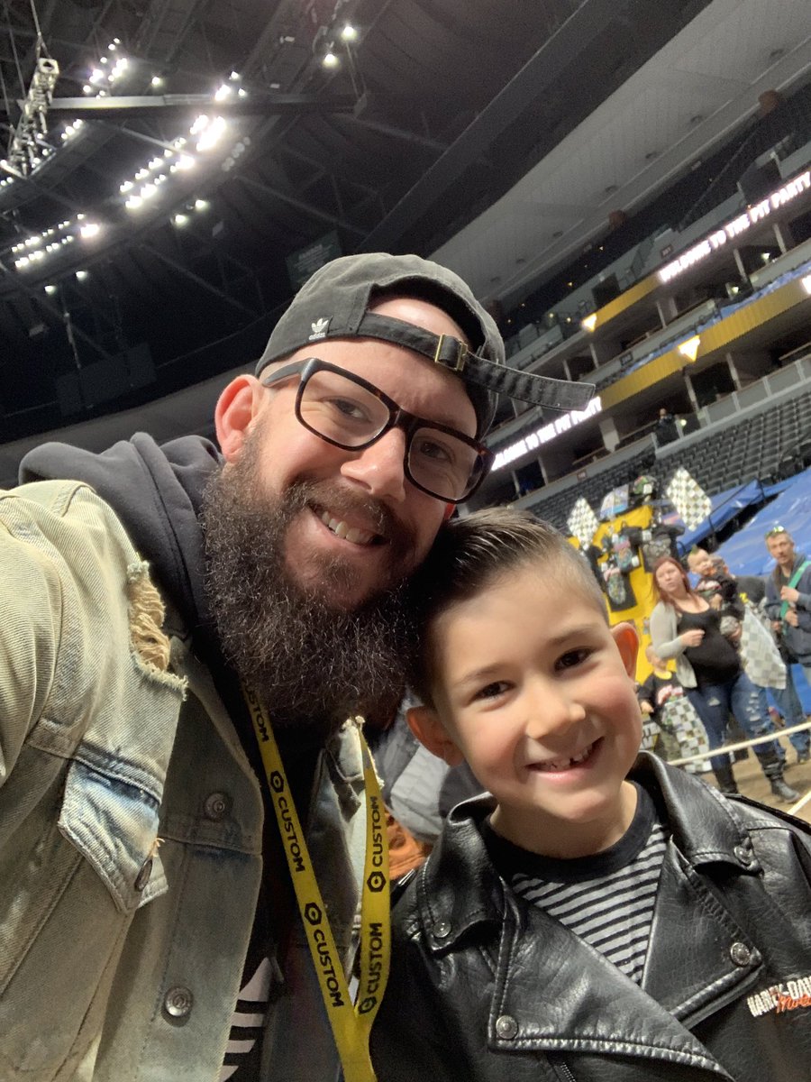 Brandonyates777's tweet photo. #MonsterJam https://t.co/sgGx7h5xX6