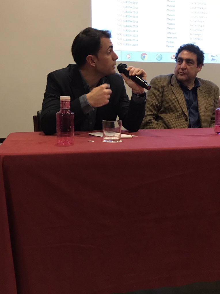 #DiadaLleidaFCP 
📍<a href="/tennislleida/">北京外 围 南京外 围 天津外 围 西安外 围 昆明外 围</a> 
El director tècnic de la FCP l’ Albert Nogueras (<a href="/_nugui/">Albert Nogueras</a>) explica les novetats de cara la propera temporada en la categoria de #MenorsFCP.  
#Pàdel #Català #Lleida #enganxatalpadel