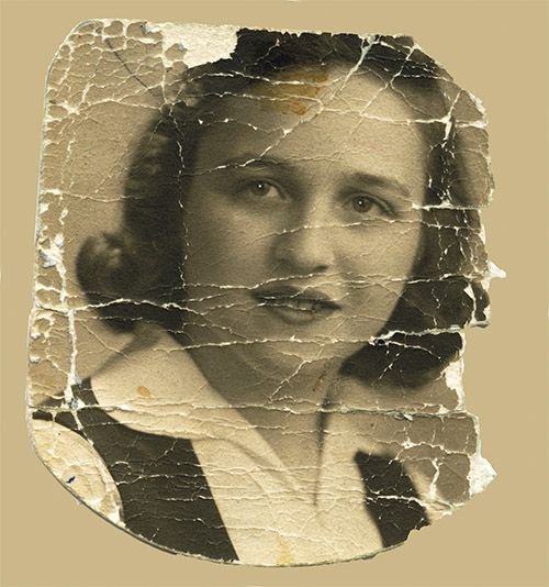 GCLongform's tweet photo. Montrealers came home shattered from state-sponsored brainwashing experiments. Decades later, their families are finally finding each other. https://t.co/93NLhdhyrf (@maisonneuvemag @MaxBinksCollier) https://t.co/emP1zBaufG