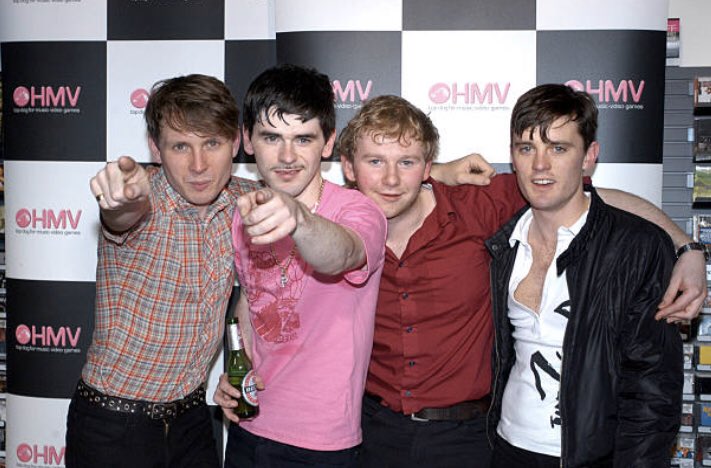FranzHistory's tweet photo. Feb 9, 2004. HMV Oxford Street, London. #onthisday fifteen years ago, @franz_ferdinand celebrated the release of their debut album with an in-store performance in London.  📸 Jo Hale, Tim Whitby, Tabitha Fireman, Brian Rasic
#franzferdinand #franzferdinandhistory #ffhistory https://t.co/jcmpZBSRXd