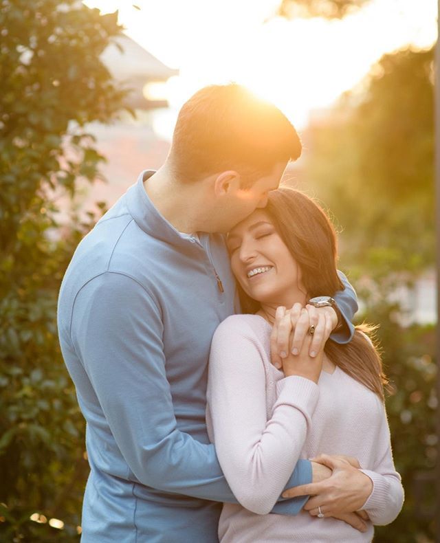 SposaBellaCraig's tweet photo. How is your day going?  Is it a relaxing Saturday? .
.
.
.
.
.
.
.

#sposabellaphotography
#greenvilleweddingphotographer
#engaged #engagement #engagementphotos #engagementsession #shesaidyes #engagementphotography #scweddings #nothingcouldbefiner #kissme https://t.co/CyhEbljttt https://t.co/srGMxbLH8T