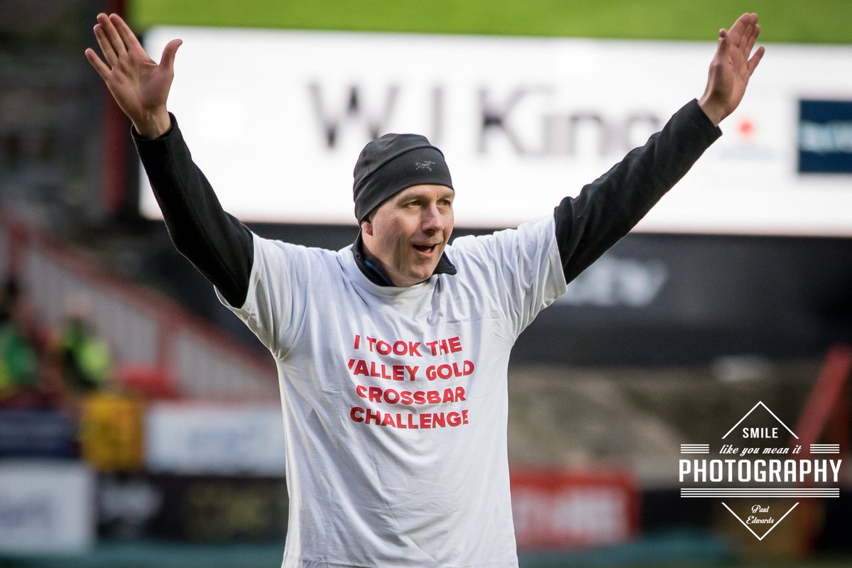 pedwards72's tweet image. "Sign him up" they sing 🎶 #crossbar #challenge #cafc 👏🏻