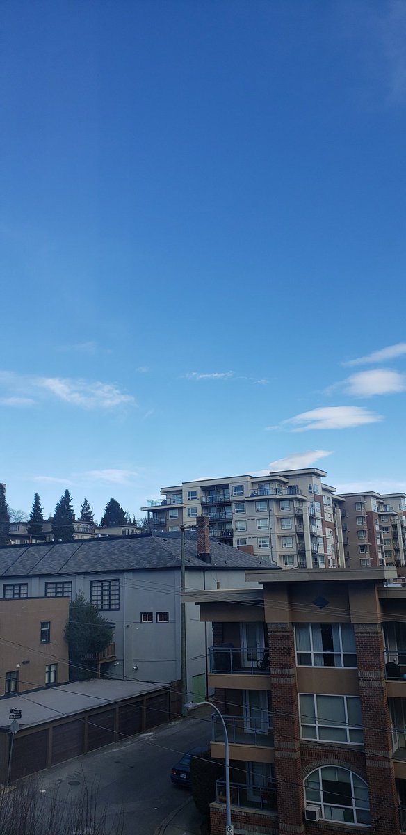 khingz206's tweet photo. Stay safe Seattle. Least your not up in Vancouver where we dealing with this https://t.co/7cVq01c1VN