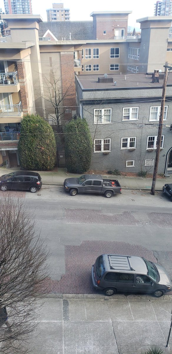 Stay safe Seattle. Least your not up in Vancouver where we dealing with this