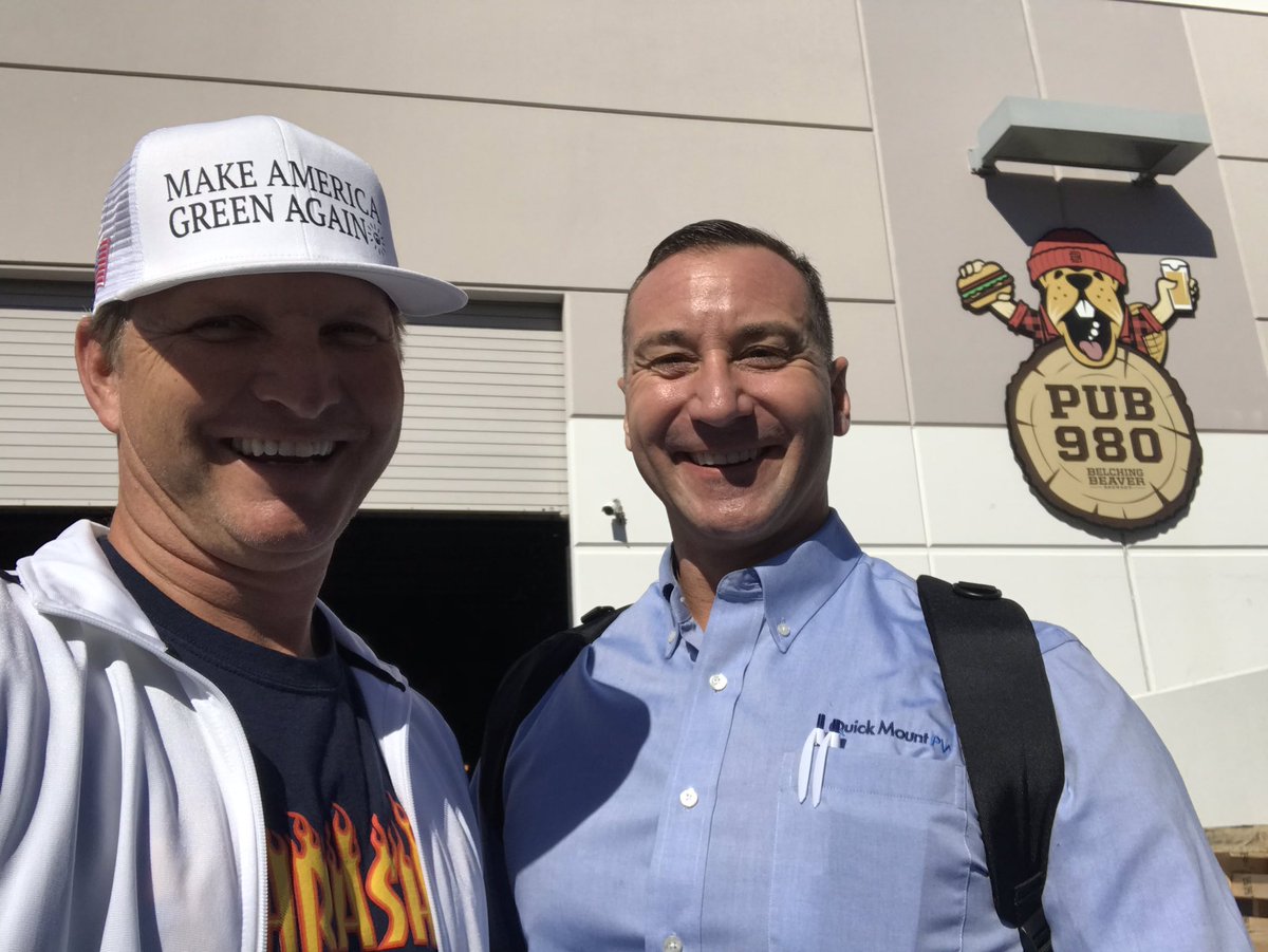 solarmikev's tweet photo. #beerswithsolarmikev #solar #ibew569 #quickmountpv #solarmikev https://t.co/n6c9hP86tB