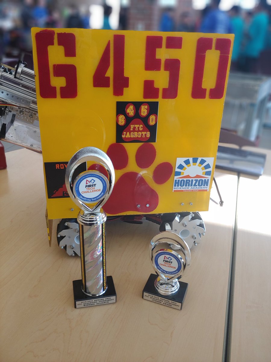 ftc6450's tweet photo. Winning Alliance Captain (1st place) and Judges award!! We are so excited. 😊😊
Horizon Science Academy Toledo #FIRST #Robotics #FTC #Engineering #omgrobots #robots #stem https://t.co/hZYn6Yj6jH