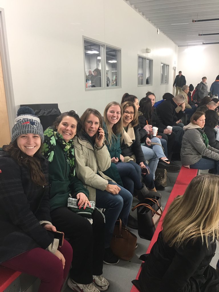 DohertyGdoherty's tweet image. Look at our dedicated fans/faculty!