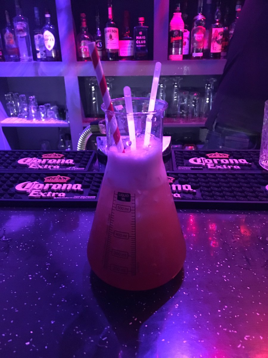 Runningbean2's tweet image. Genie in a bottle