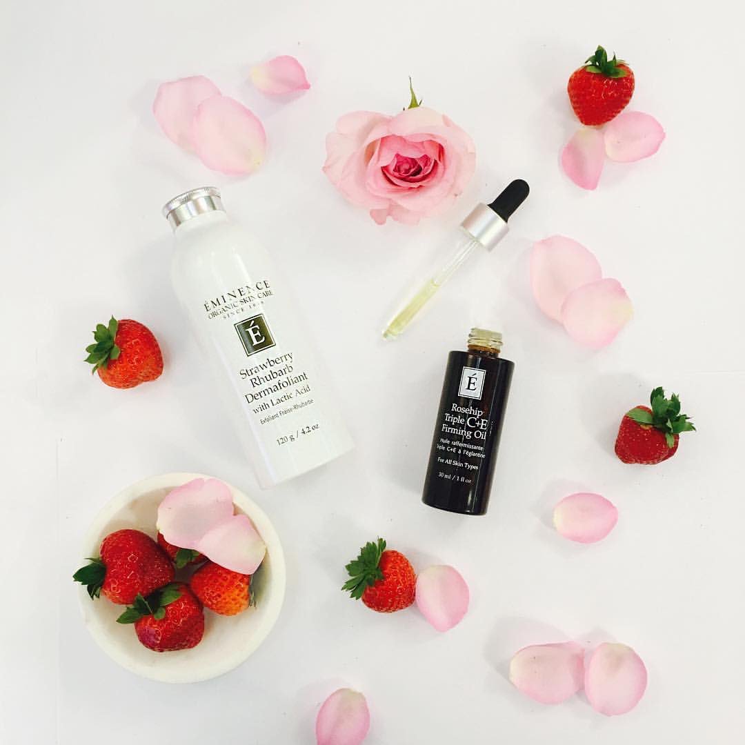 Novospa's tweet image. We 💗 Eminence’s Strawberry Rhubarb Dermafoliant. It’s berry berry good for your skin! 😉🍓 Paired with Rosehip Triple C+E Firming Oil it’s a match made in heaven! #novospa #torontospas #yorkvillespa #dayspa #skincare #wellness #beautytips #eminenceorganics