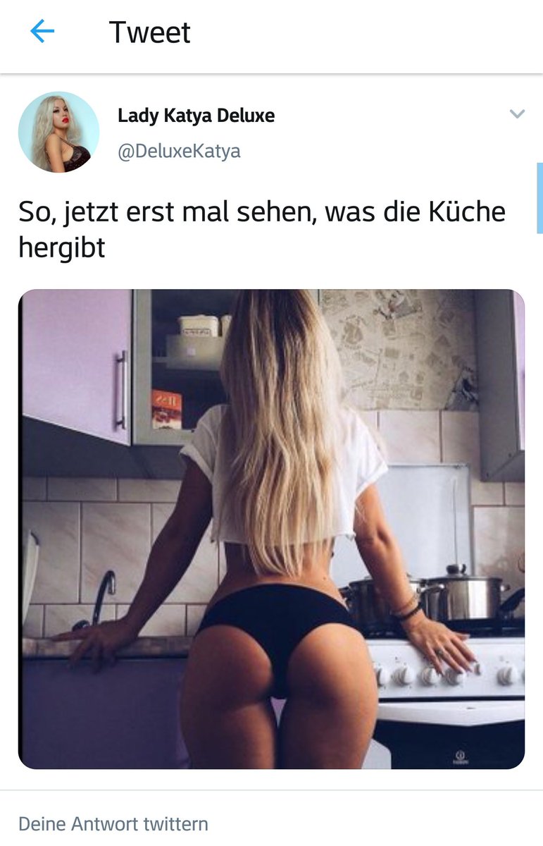 nudisticstella's tweet photo. @LadyMystery666 @KoeniginLeonie @DeluxeKatya Gesicht, Heels oder Hintern - das ist alles nur geklaut (heyo heyoo). Was wohl @carpet701 oder @MissCatDeluxe dazu sagen?

#Geldherrin #findom #Herrin #fakeherrin #fakedomme #catfish #moneydom https://t.co/VSkq2tAhI4