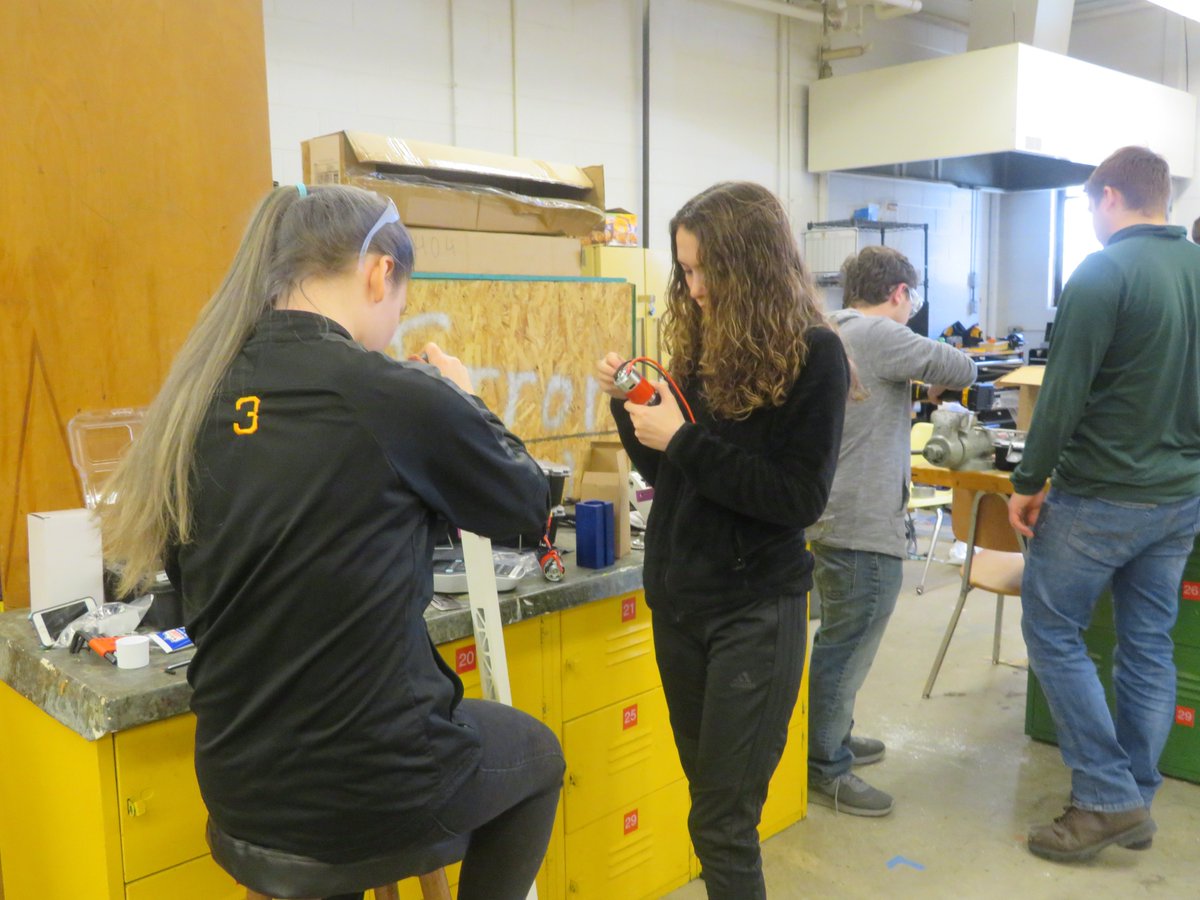 Wavo_Robotics's tweet image. Hey everyone!! Error 404 would love to thank Hedlund Plumbing for supporting Team 7226, Error 404! #firstRobots #Technology #Engineering