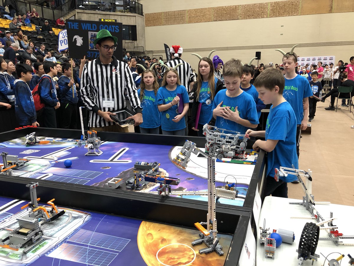 FIRST Robotics Canada tweet media