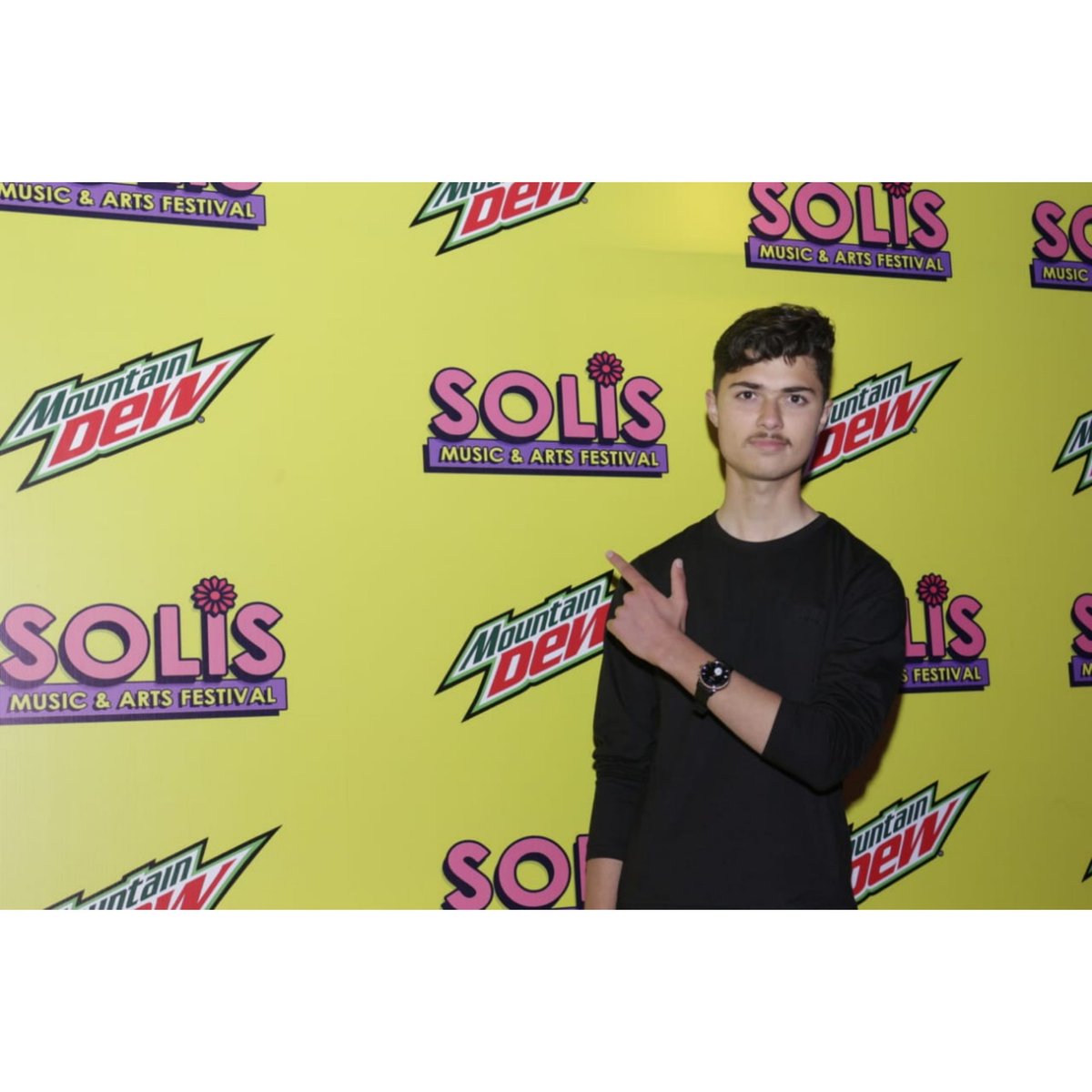 LollywoodSS's tweet photo. @Iamahsankh32 Co-founder @LollywoodSS spotted at Mountain Dew Presents SOLIS Music and Art Festival HAPPENING NOW at Rock Musicarium, Lake View Park

@MountainDew @solisfestival
#DewSolis #SolisFestival #MountainDew #lollywoodsuperstars https://t.co/UrD6yjBOPT