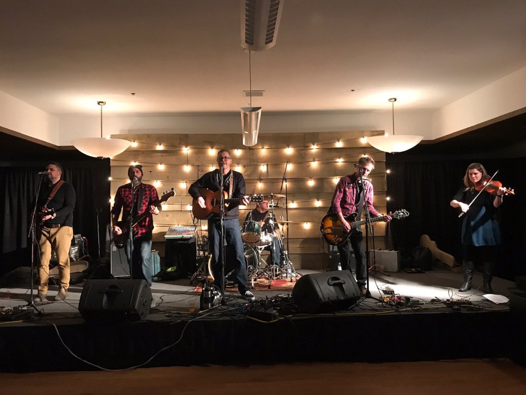 Cold Days, Warm Memories theshinersdotcom.wordpress.com/2019/02/09/col…