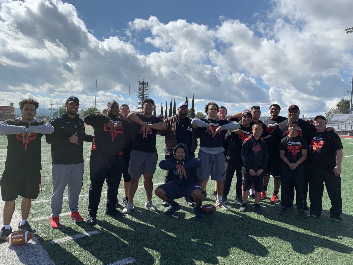 coaxhpen's tweet photo. Our brotherhood is forged through hard work, integrity and trust. No man is greater than the whole. PTP family 4 life! When step into this brotherhood it’s for life. #ptpsports #ptpfamily https://t.co/Ru61bGC3XU