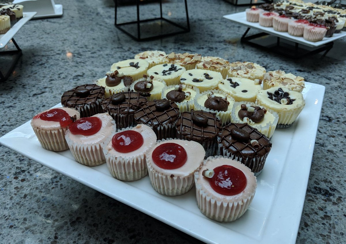 dimensionmedia's tweet image. Mo Calories Mo Problems. #SunPHP19