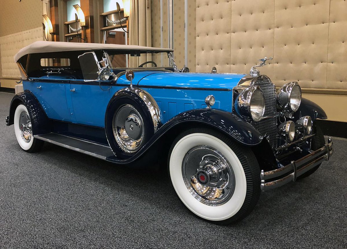 NEAutoShow's tweet image. The Audrain Auto Museum is showing off some amazing vehicles at the #ProvidenceAutoShow, including this 1930 Packard!
