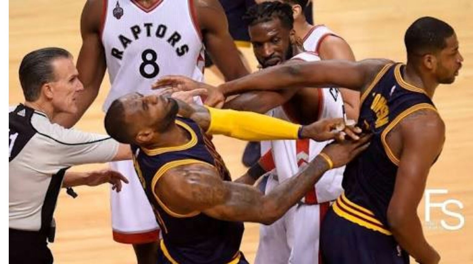 Sports Moments on X NBA funny moments https t wHa5i7oajv X