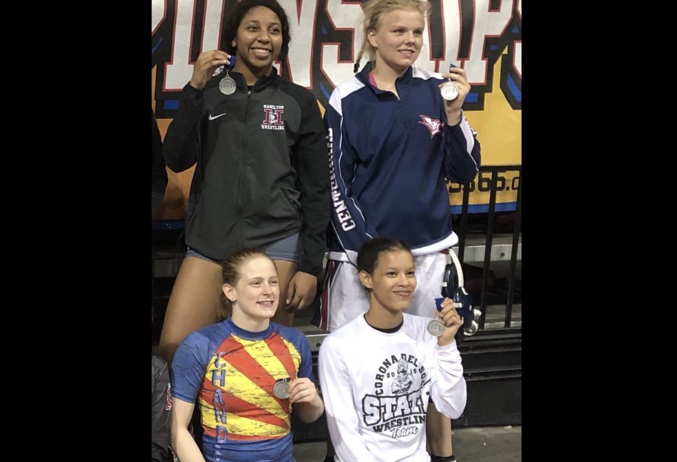 4 EV girls take gold in inaugural state wrestling meet bit.ly/2GjJLLF https://t.co/U1yIArg90v