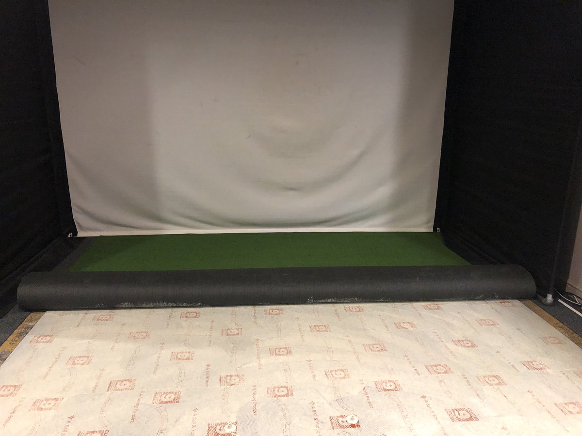 3HammersAcademy's tweet photo. We’ve made some fantastic improvements to our performance studio. Many thanks to @fatplategolf and @TigerTurfUK We are so looking forward to our @TrackManGolf #VirtualGolf sessions #IndoorGolf #Trackman #FatPlate #TigerTurf #QualityTurf #QualityStrike #3HammersGolf https://t.co/vJjzgr4VnW