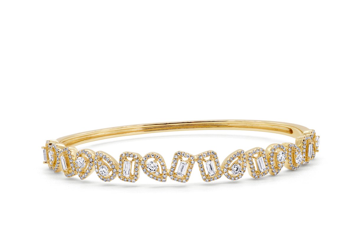 What one piece of jewelry can you never have too much of? Gold Bangles! Our friends at @DiamondsDirBham know that the always popular bangle is a signature of easy elegance. Glide one or several on your wrist and immediately up your style game.