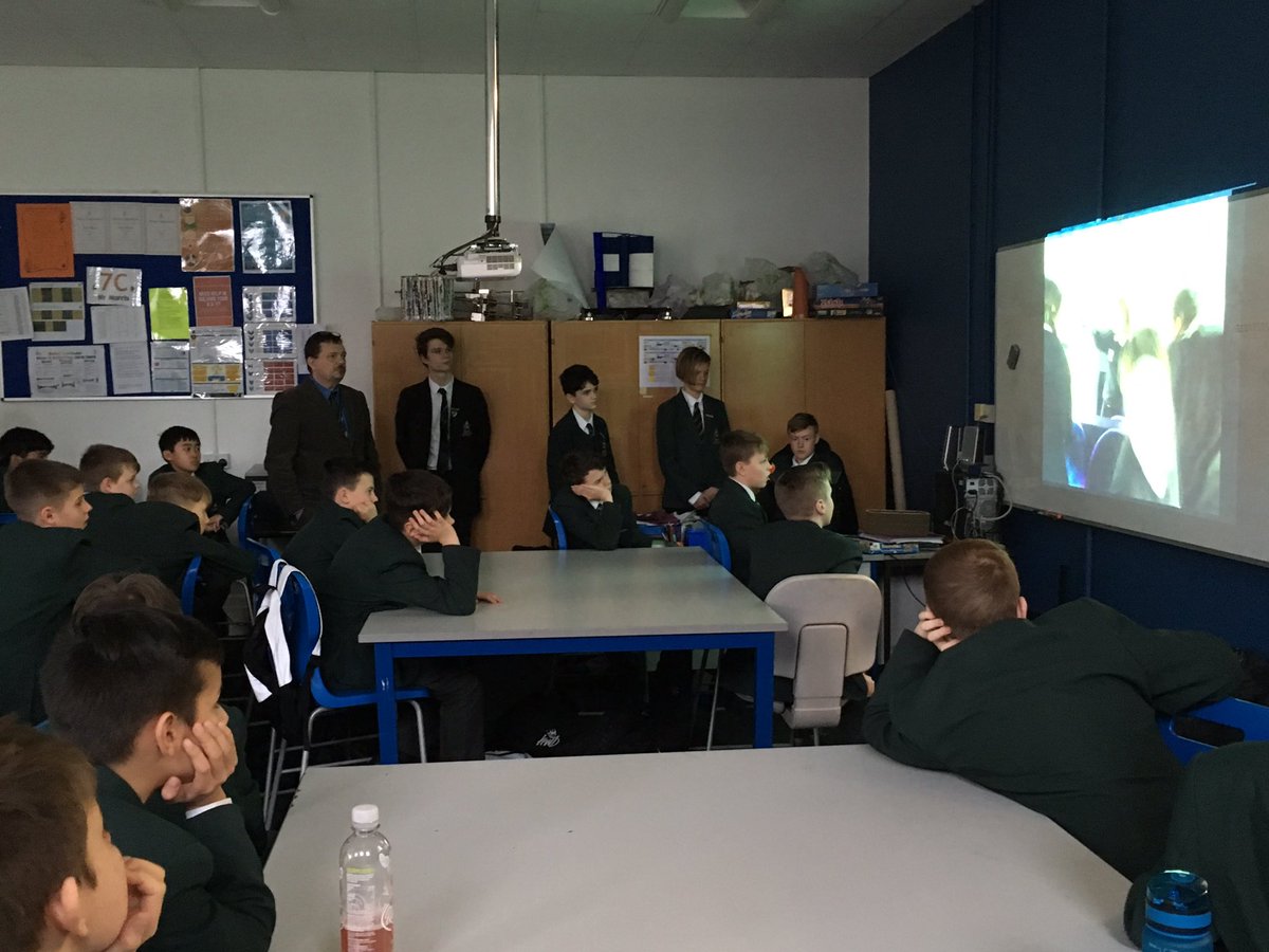 suemoreton1's tweet image. All the Y7 classes watched a film on #bussafety and #appropriatebehaviour #whatwouldyoudo ?#choicepoints led by @DHSBPeerMentors @Becky123Edwards @DHSBoys