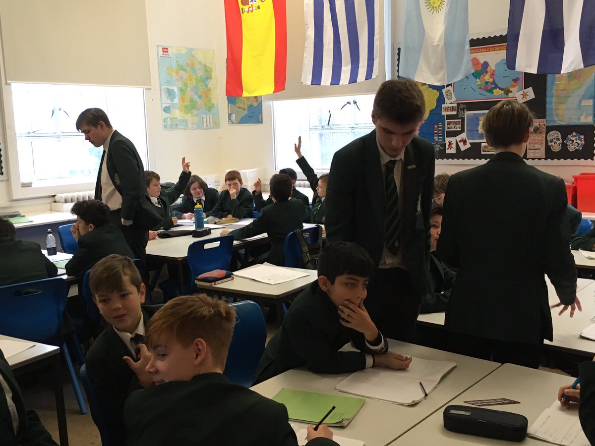 suemoreton1's tweet image. All the Y7 classes watched a film on #bussafety and #appropriatebehaviour #whatwouldyoudo ?#choicepoints led by @DHSBPeerMentors @Becky123Edwards @DHSBoys