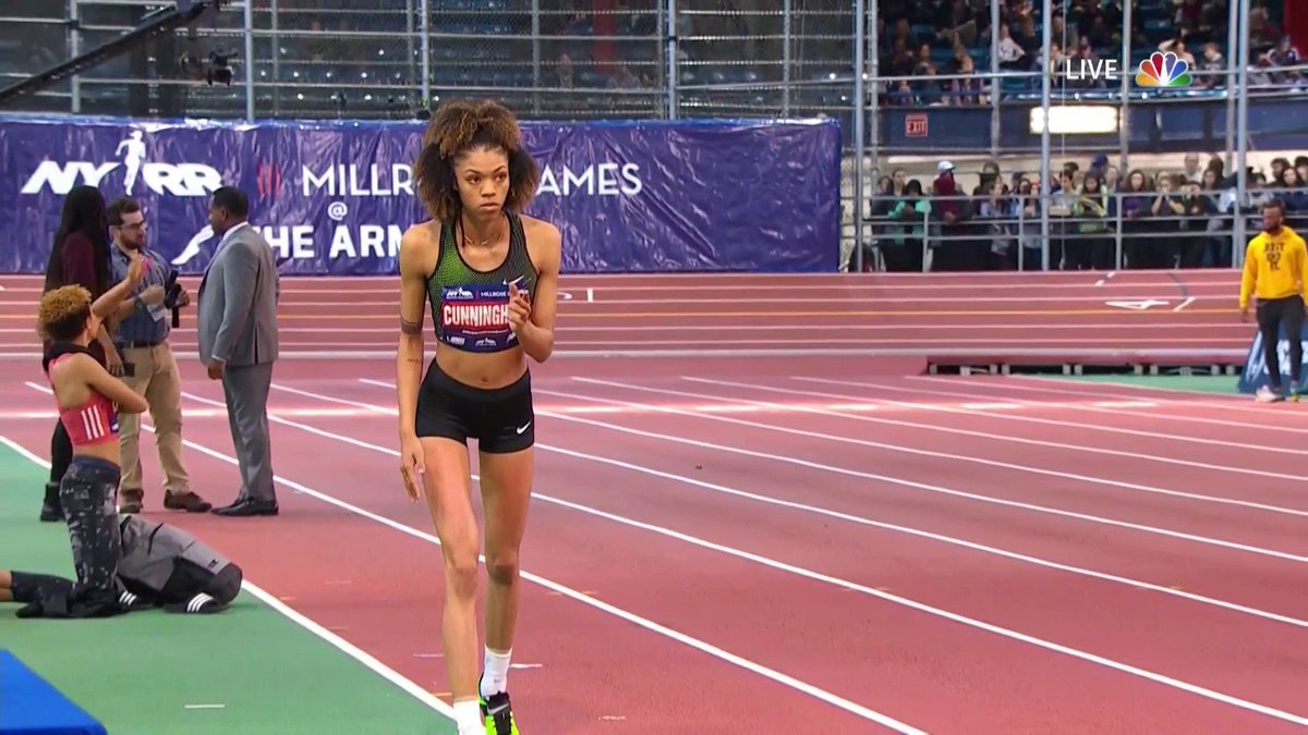 Vashti Cunningham clears 1.95m (6-4.75) to win the Millrose high jump https...