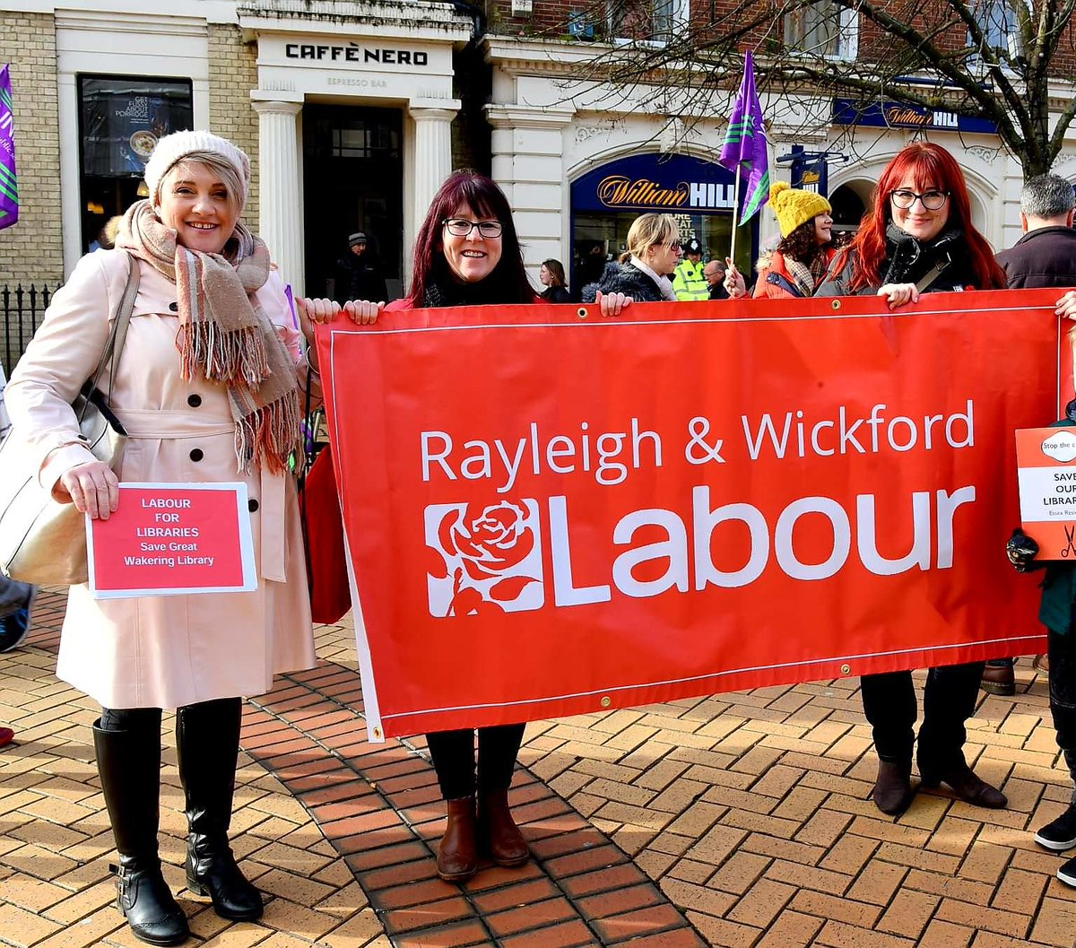 samreedessex's tweet photo. Essex Labour women standing up for local libraries #saveouressexlibraries @EssexLabour https://t.co/nhnTzwc8e5