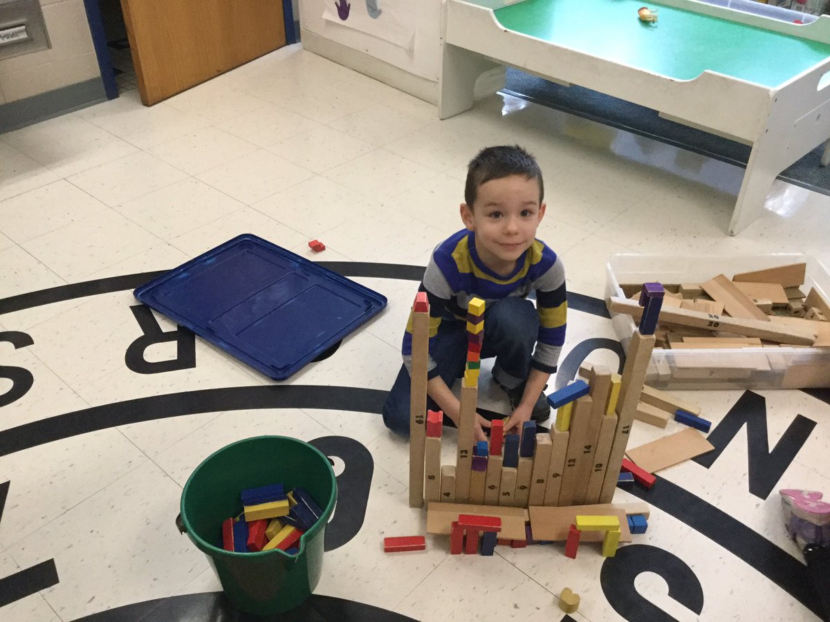 joyce_jevans's tweet photo. Working on the letter "b" this week was extra fun.  Everyone enjoyed having a "block party". So creative! https://t.co/mfDoct1332
