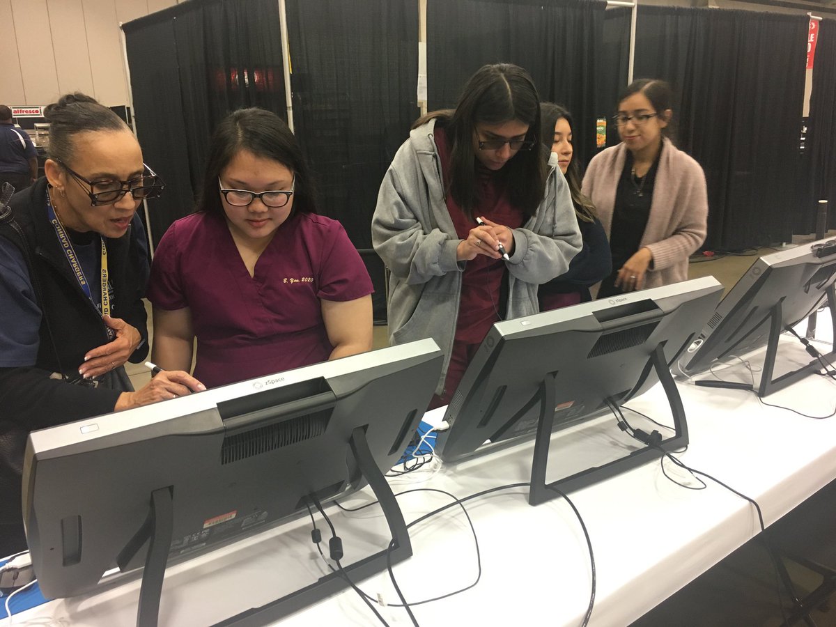 SkylineAOHS's tweet photo. Students from the Academy of Health Science Represent Skyline at the Dallas ISD STEM Expo! 🔬 @CTEinDallasISD @Skyline_Raiders https://t.co/198gNmSU1K