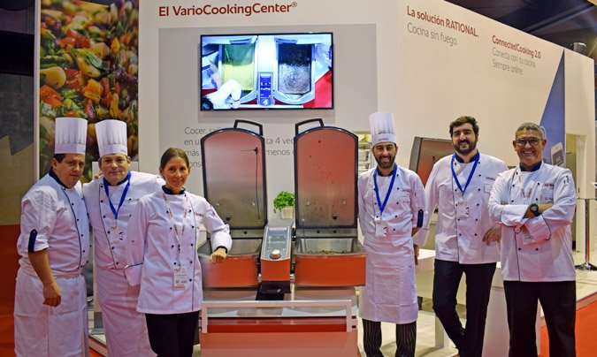 Rest_colectiva's tweet image. Rational mostrará a los profesionales de HIP y H&amp;amp;T Málaga su sistema de ‘Cocina sin fuego’. #restauracioncolectiva #cocinasinfuego @RATIONAL_AG restauracioncolectiva.com/n/rational-mos…