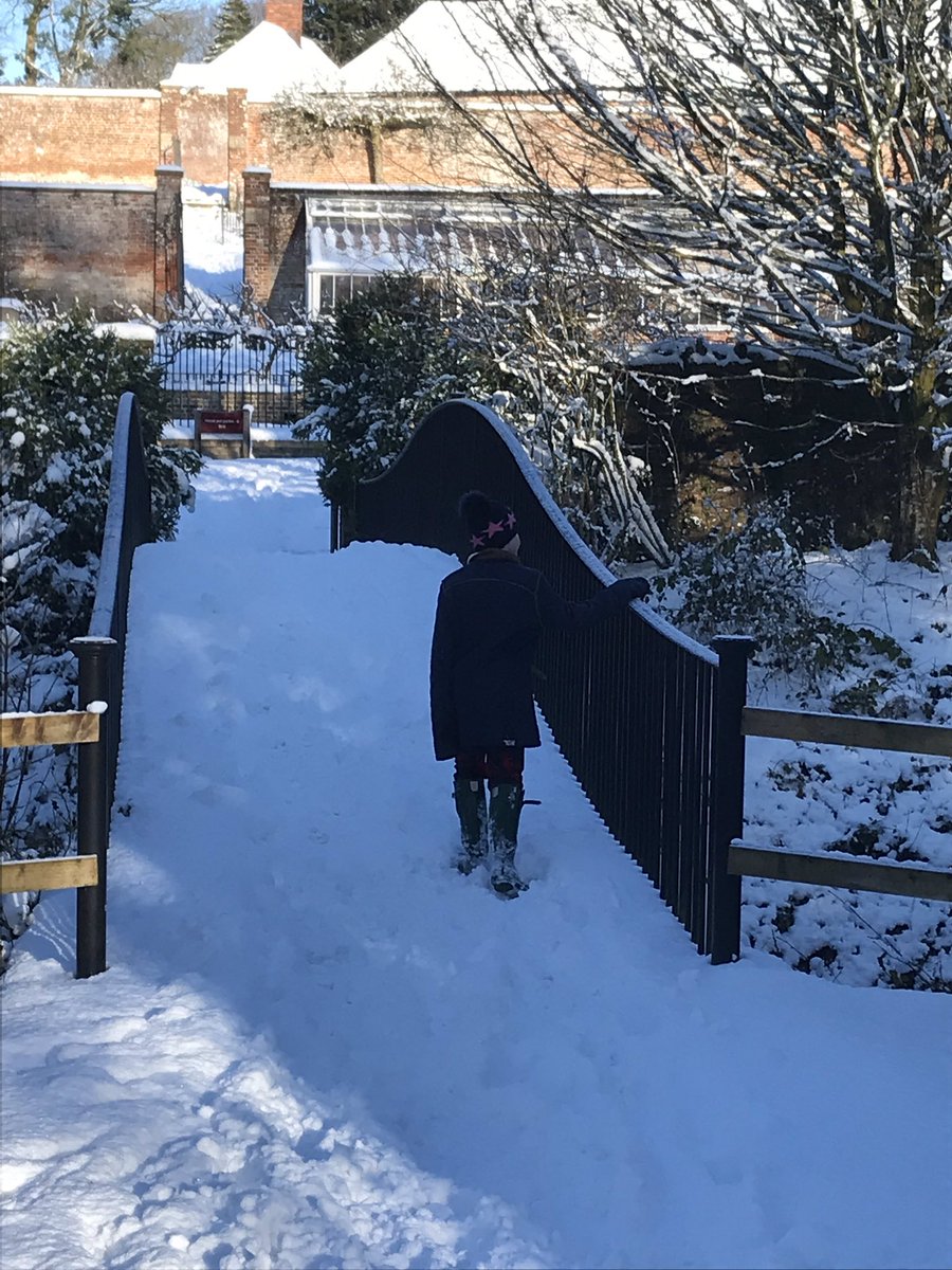 A huge thank you to everyone who work so hard to clear the car parks and paths <a href="/ntstourhead/">Stourhead</a> today, so that visitors could enjoy the beautiful gardens in the snow. We appreciated your efforts 🤗. #snowday #beautifulgardens #Wiltshire