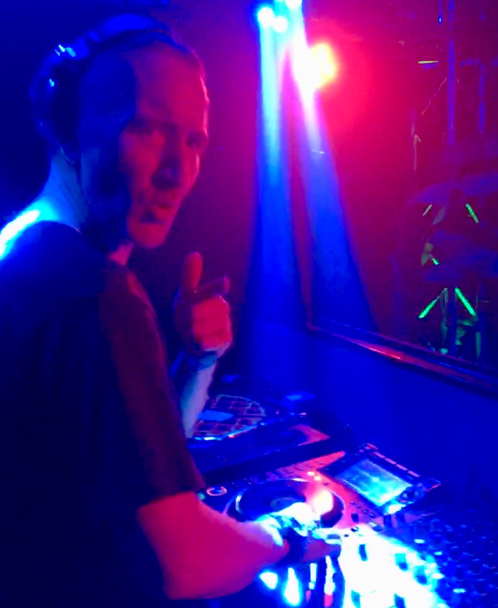 perfectpitchnet's tweet photo. More #housemusic and #dnb fire from @veeizm2000 tonight at 7pm (GMT). Lock in here https://t.co/nmsZT4iyG8 or find @ncbradio on the #TuneIn app here https://t.co/FaLotY0Nbe #deephousemusic #techhouse #jackinhouse #disco #soulfulhouse #Liquid #drumandbass #Cornwall https://t.co/EH5lDNVZ7j