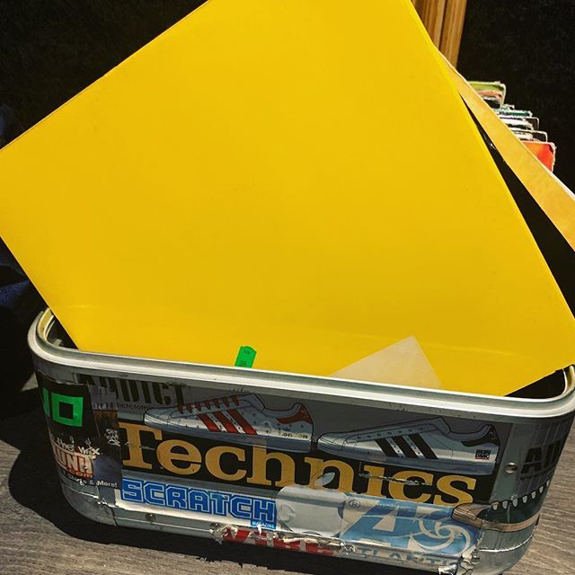 DJ_illatek's tweet image. Djing At an all vinyl event soon 😎 .
.
.
#movelike #newmusic #vinyl #dirtypop #dance #house #hiphop #rap #rapmusic #illatek #dj #djlife #serato #westsideradio #radio #remixes #refix #westside #goldenera #thisdjhegetsdown #saysuttin #hiphopblog #hipho… bit.ly/2HOKqq2