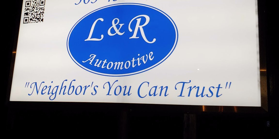NickArvin's tweet photo. Saw this last night &amp; no way I'd trust them with my apostrophes. https://t.co/UyI4hEkAw1