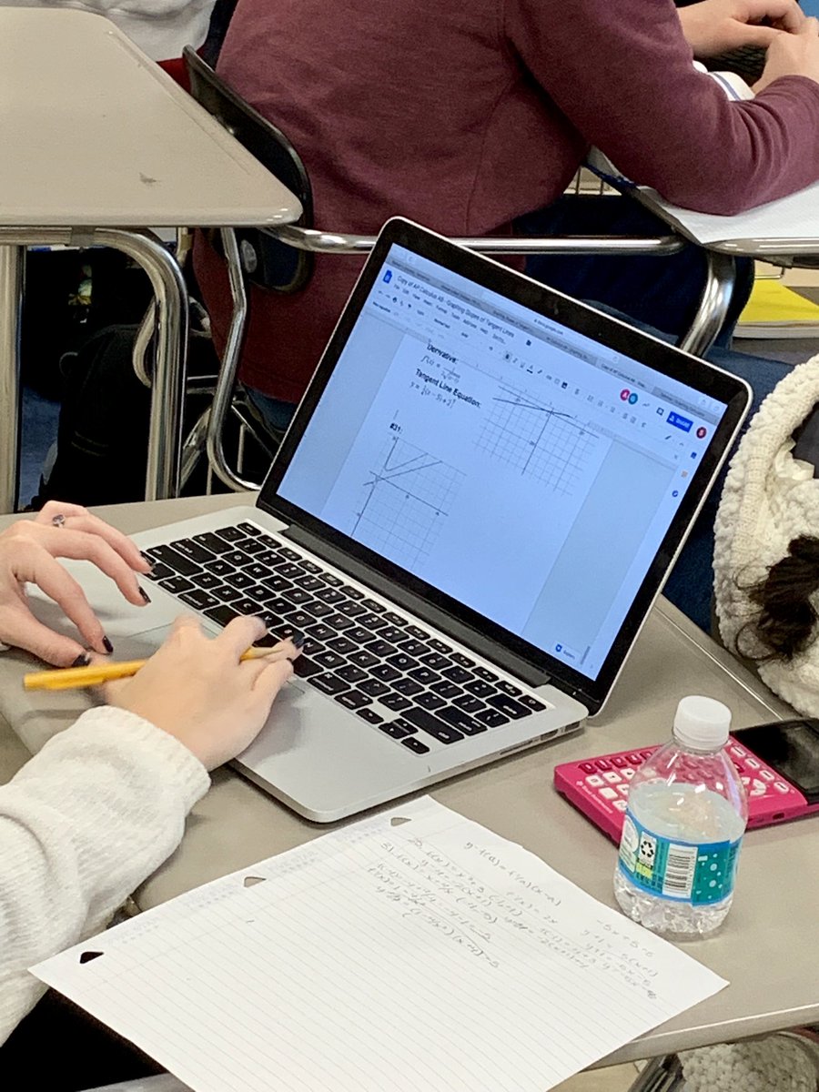 Ssmith2_MthDr's tweet photo. #APCalAB diving into @Desmos to graph the Equation of the Line tangent to a function's curve! Ss using #GoogleDocs to create #CalculusLabReports to communicate and submit their answers &amp; graphs through #Canvas. #TCSLearns w/ @tcs_tech 🍏🤓@NHS_theRidge! https://t.co/HnZL561M02