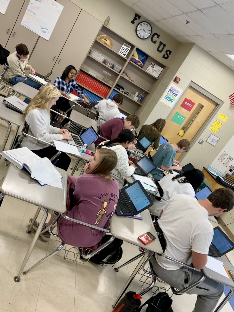 Ssmith2_MthDr's tweet photo. #APCalAB diving into @Desmos to graph the Equation of the Line tangent to a function's curve! Ss using #GoogleDocs to create #CalculusLabReports to communicate and submit their answers &amp; graphs through #Canvas. #TCSLearns w/ @tcs_tech 🍏🤓@NHS_theRidge! https://t.co/HnZL561M02