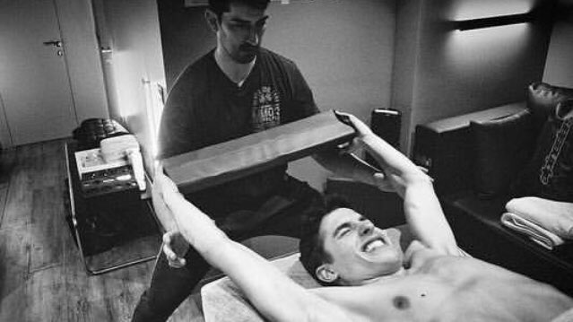 catarina93_73's tweet photo. A long winter of preparation for @marcmarquez93 ahead of the 2019 season with @FisioCJGarcia in tow 💪🏻💪🏻
#TrainingOfChampions
#MadeInCervera
(Photos cr HRC) https://t.co/t1YBFVa5tJ