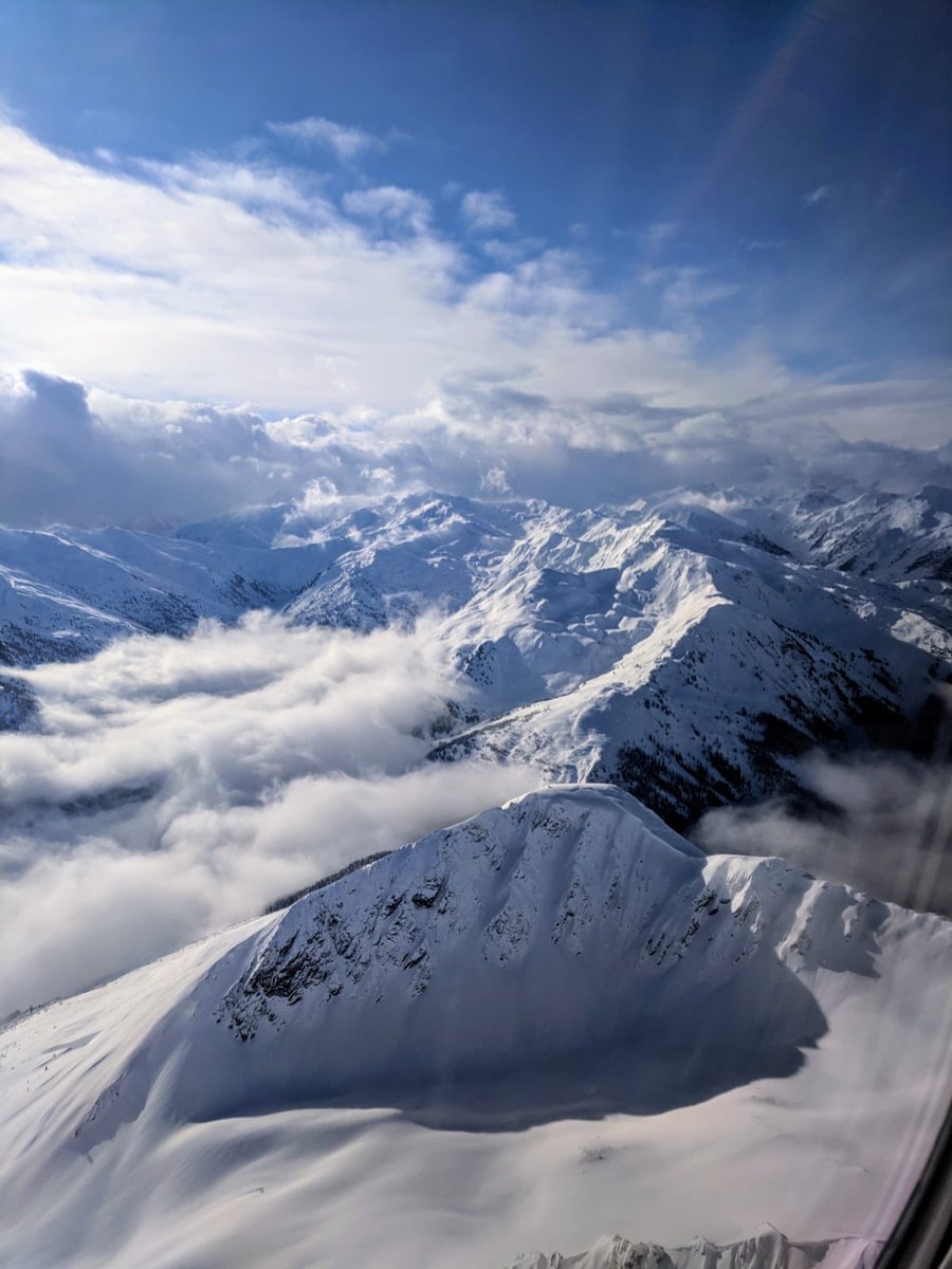 _edestinations's tweet image. Amazing to see the Alps again in all their glory !! 🏔️🎿👍Skiing tomorrow for us #GetMoreWinter @crystalski @TUIUKNewsroom #Mayrhofen #Ski❄️❄️❄️