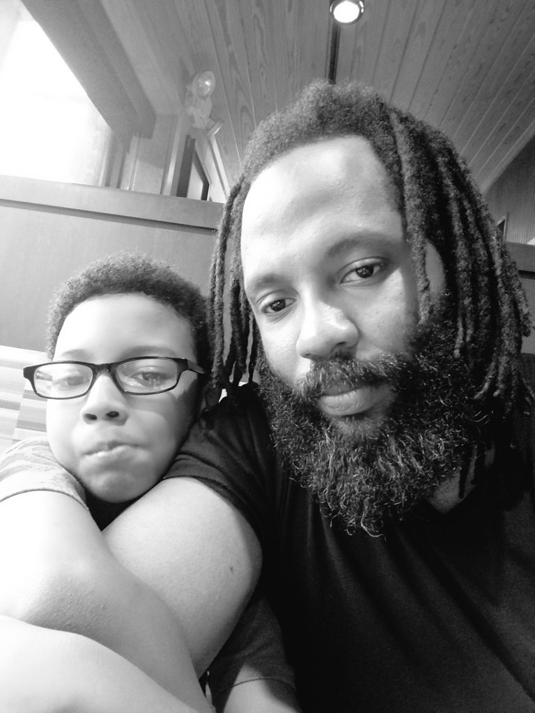 StefShutter's tweet image. Everything I do is for this little guy here #RootHeadz4Lyfe