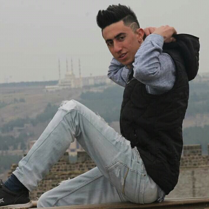 selamo557's tweet photo. #YeniProfilResmi https://t.co/b6Yf9oWX8e