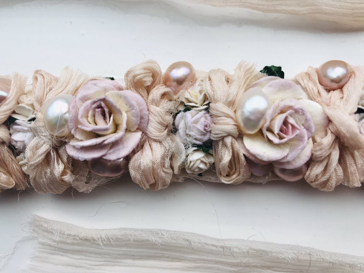 Olive_Headbands's tweet photo. Use code: BYETAX and get 20% off your order! 
https://t.co/Naw3lf5hYG #Crafturday #childphotography #newbornphotography #craftbuzz #crafthour #newborn #photoprop https://t.co/BS3BdDrfeG