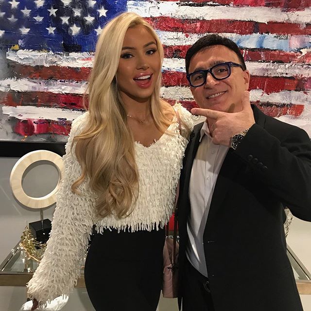 pinhasadar's tweet photo. Katerina Rozmajzl, Miss Georgia, USA 2019 got the Look of Adar®! You can be next!  Call or email us today for more information.⠀
(770)980-9286 or info@adar.net⠀
⠀
#AdarDentalNetwork #PinhasAdar #DigitalDentistry #KaterinaRozmajzl #MissGeorgiaUSA2019 … https://t.co/1vk11rq4i6 https://t.co/YVBfn3Nh4x