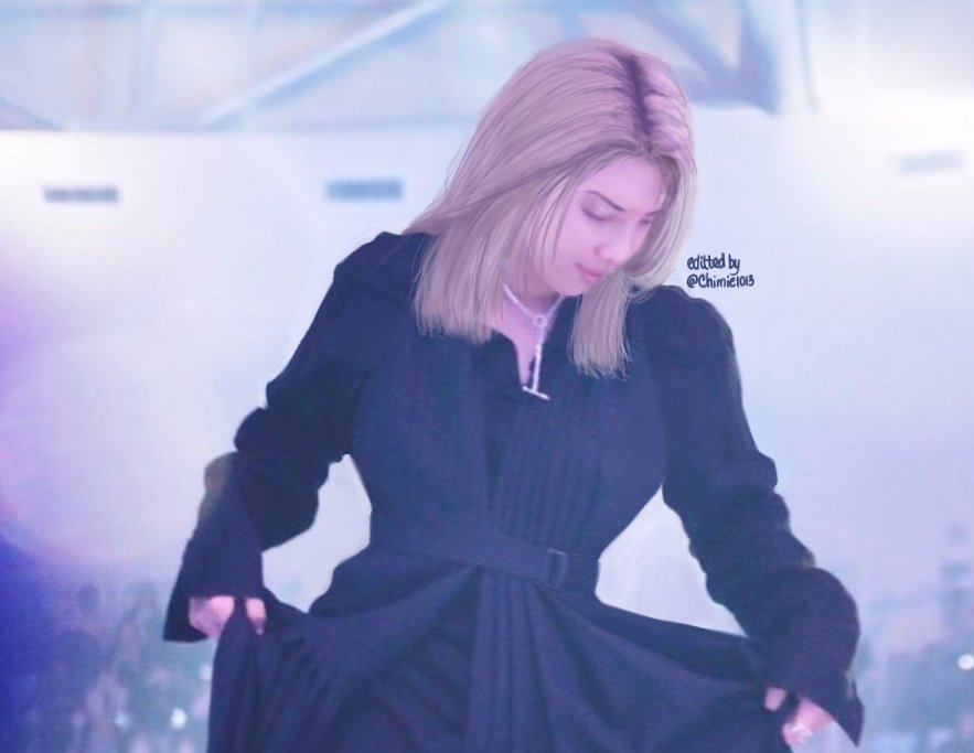 chimie1013's tweet photo. *cough couch* everyone *ehem*
May I intruduce to you, Namjoon's girlfriend...
Please welcome... RAMONA!
It was edited by me 😔👉👈... pls i don wanna go to jail 🤧🤧🤧
@BTS_twt #NAMJOON #RM #BTSEdits #BTS_edits #btsfanart
Og: RM OCEAN https://t.co/KVXoiX6M4T